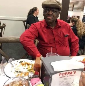 Meet your Posher, Larry